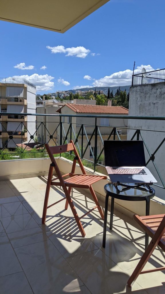 Balkon Office in Athen airbnb