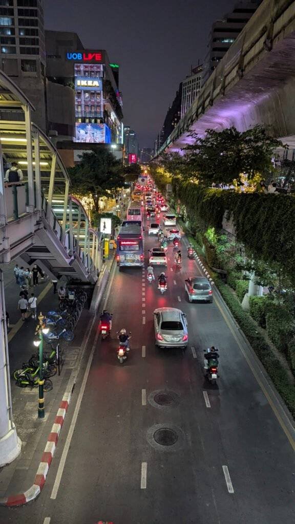 PXL 20251209 112150496