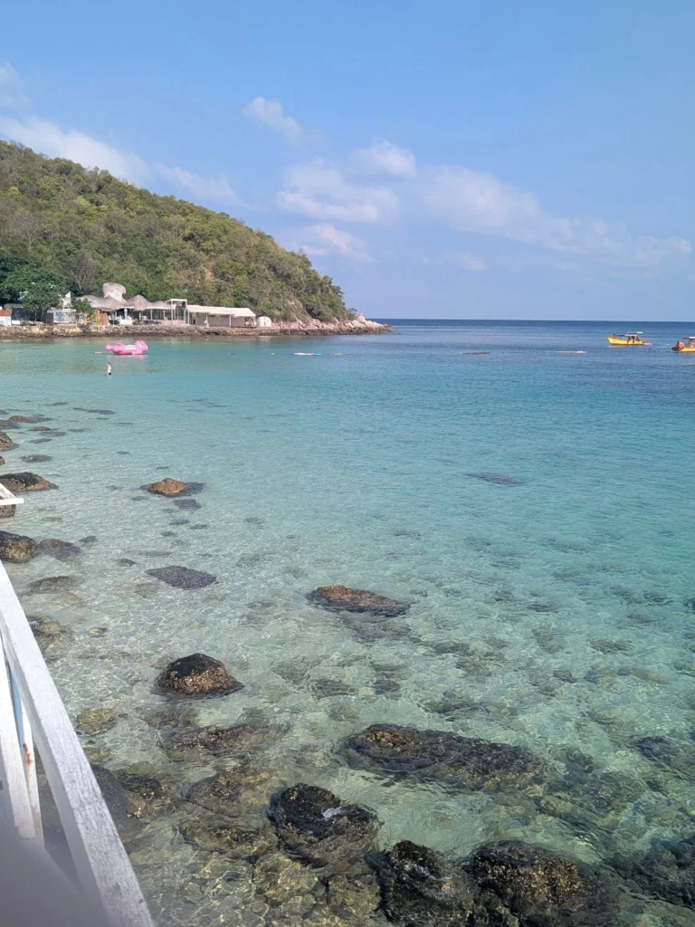 Instagram post from andy.webdesign. This post is in position 10.