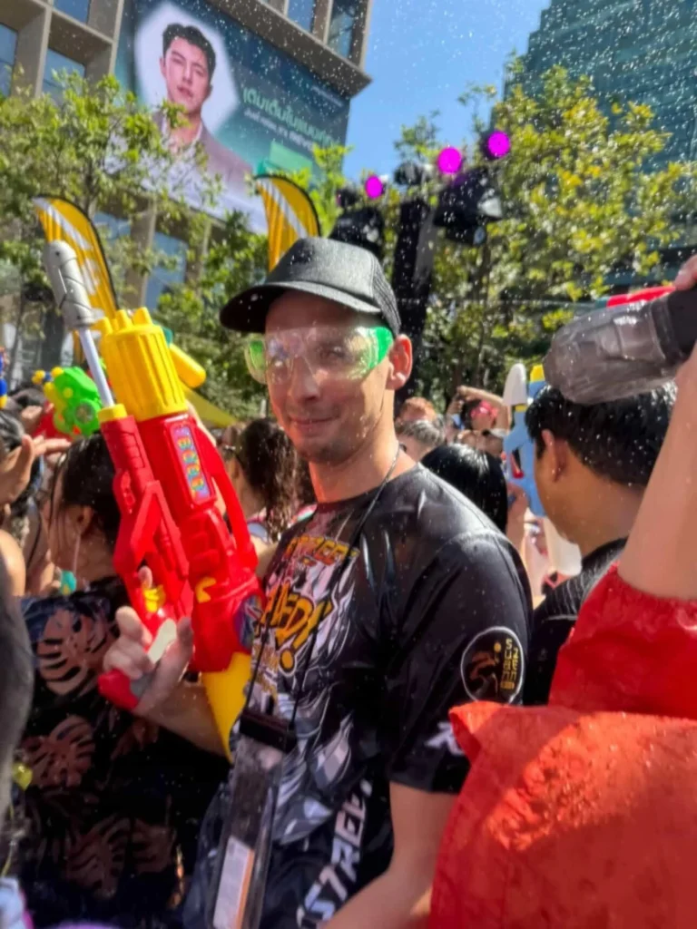 Instagram post from andy.webdesign. This post is in position 8.